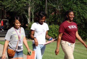 Angelica Lewis, Ashunti Powell and Orientation Leader Andrea Sayles
